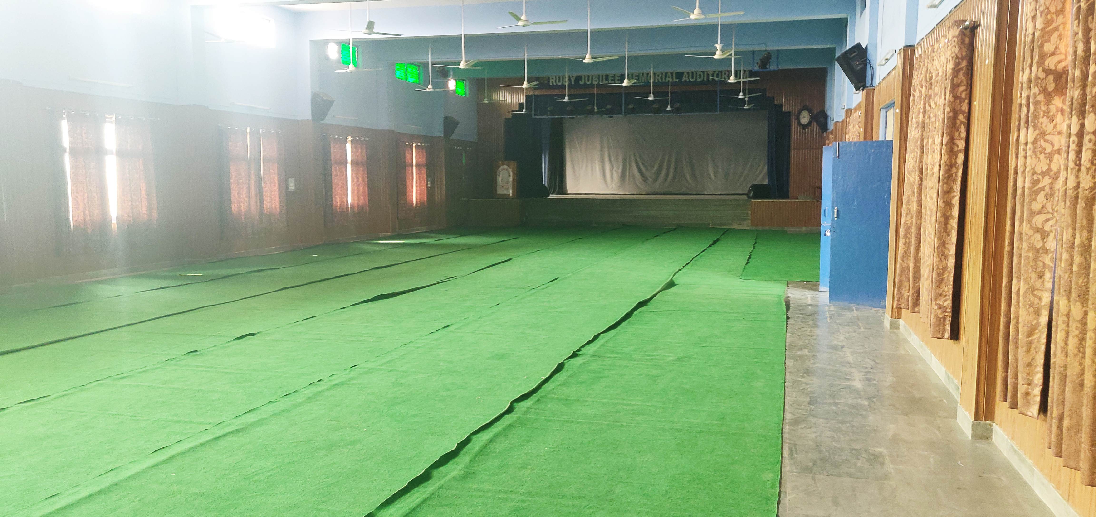 Auditorium.jpg